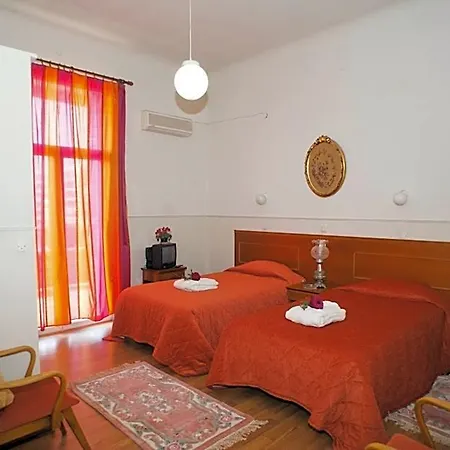 Acropolis 2*