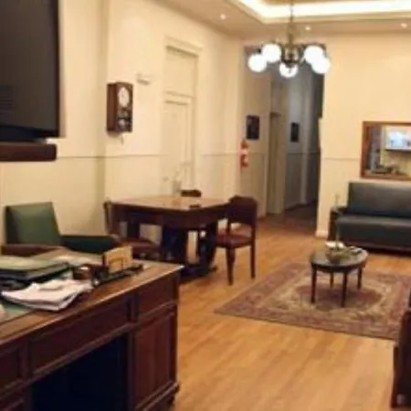 Otel Acropolis